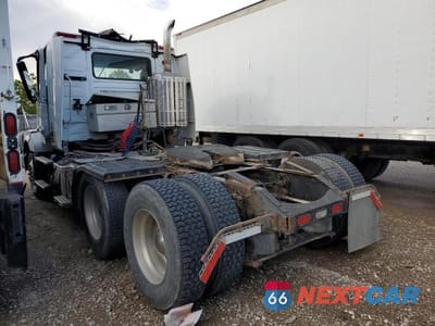 Trzecie zdjęcie samochodu z tyłu: 2012 VOLVO VN VNL VIN:4V4NC9EH9CN548011 - miniatura