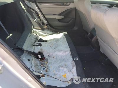 Zdjęcie 10 z 12 samochodu: 2019 HONDA ACCORD LX VIN:1HGCV1F1XKA080667 - miniatura