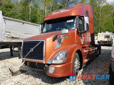 Drugie zdjęcie samochodu z przodu: 2016 VOLVO VN VNL VIN:4V4NC9EHXGN963974 - miniatura