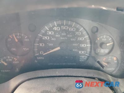 Zdjęcie 9 z 13 samochodu: 2001 CHEVROLET EXPRESS G2500 VIN:1GCGG25R111242059 - miniatura