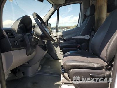 Zdjęcie 7 z 13 samochodu: 2017 MERCEDES-BENZ SPRINTER 2500 VIN:WD3PE7CD3HP562737 - miniatura