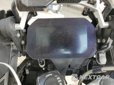 Zdjęcie 7 z 9 samochodu: 2018 BMW R1200 GS ADVENTURE VIN:WB10A1202JZ899521 - miniatura