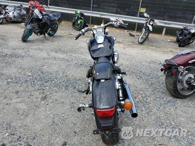 Czwarte zdjęcie samochodu z boku: 2014 HONDA VT750 C2 VIN:JH2RC5303EK600103 - miniatura