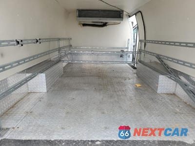 Zdjęcie 10 z 13 samochodu: 2011 FORD ECONOLINE E350 SUPER DUTY VAN VIN:1FTSS3EL4BDA26877 - miniatura