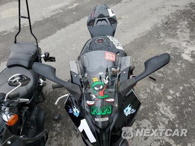 Piąte zdjęcie samochodu w środku: 2022 BMW S 1000 RR VIN:WB10E2305N6F13709 - miniatura