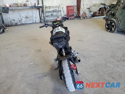 Czwarte zdjęcie samochodu z boku: 2018 HONDA GROM VIN:MLHJC7510J5010227 - miniatura