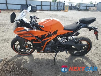 Trzecie zdjęcie samochodu z tyłu: 2022 KTM 390 RC VIN:MD2JYJ403NC217877 - miniatura