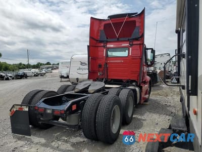 Czwarte zdjęcie samochodu z boku: 2020 VOLVO VNR VIN:4V4WC9EG8LN225368 - miniatura