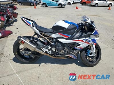 2022 BMW S 1000 RR WB10E2306N6F11127 - główne zdjęcie licytacji z USA - miniatura