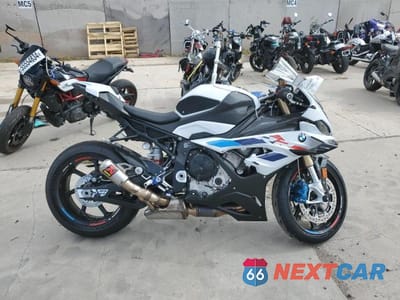 2024 BMW S 1000 RR WB10E6308R6J11824 - główne zdjęcie licytacji z USA - miniatura