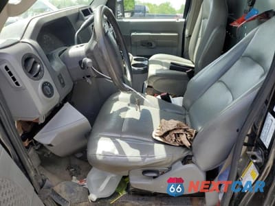 Zdjęcie 7 z 13 samochodu: 2014 FORD ECONOLINE E150 VAN VIN:1FTNE1EW0EDA24096 - miniatura