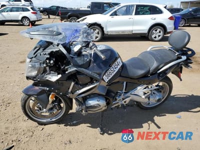 Trzecie zdjęcie samochodu z tyłu: 2015 BMW R1200 RT VIN:WB10A1303FZ193499 - miniatura