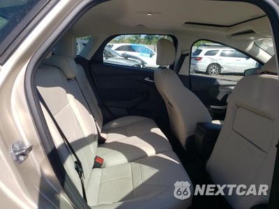 Zdjęcie 11 z 13 samochodu: 2018 FORD FOCUS TITANIUM VIN:1FADP3N27JL219732 - miniatura