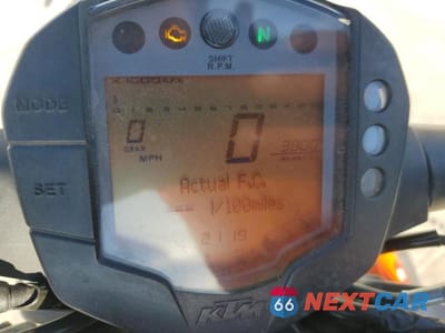 Zdjęcie 7 z 9 samochodu: 2020 KTM 200 DUKE VIN:MD2JPC403LC018467 - miniatura