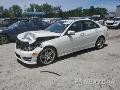 2012 MERCEDES-BENZ C 300 4MATIC WDDGF8BB6CR226785 - główne zdjęcie licytacji z USA - miniatura
