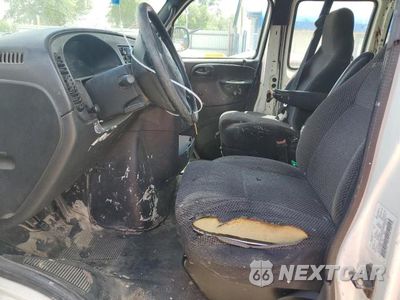Zdjęcie 7 z 13 samochodu: 2002 DODGE RAM VAN B2500 VIN:2B7JB21Y42K146983 - miniatura