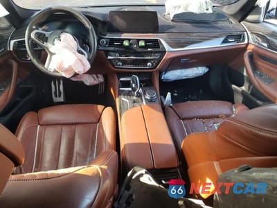 Zdjęcie 8 z 12 samochodu: 2019 BMW M550XI VIN:WBAJB9C56KB464814 - miniatura