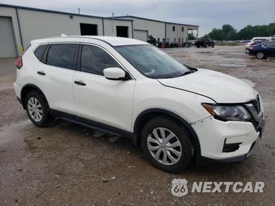 Czwarte zdjęcie samochodu z boku: 2018 NISSAN ROGUE S VIN:5N1AT2MT5JC746838 - miniatura