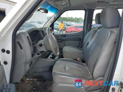 Zdjęcie 7 z 12 samochodu: 2017 NISSAN NV 1500 S VIN:1N6BF0KY0HN800139 - miniatura