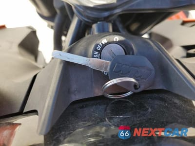 Zdjęcie 8 z 9 samochodu: 2020 KTM 200 DUKE VIN:MD2JPC403LC018467 - miniatura