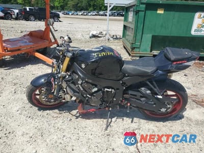 Trzecie zdjęcie samochodu z tyłu: 2018 SUZUKI GSX-R750 VIN:JS1GR7MA5J2100501 - miniatura