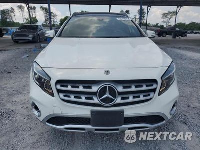 Piąte zdjęcie samochodu w środku: 2019 MERCEDES-BENZ GLA 250 VIN:WDCTG4EB6KU009706 - miniatura
