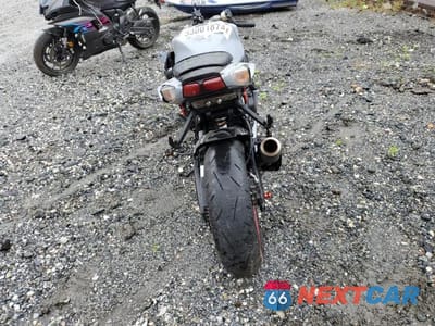 Czwarte zdjęcie samochodu z boku: 2023 SUZUKI GSX-R750 VIN:JS1GR7MA6P7100552 - miniatura