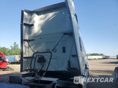 Zdjęcie 6 z 10 samochodu: 2015 INTERNATIONAL PROSTAR VIN:3HSDJAPR5FN663094 - miniatura