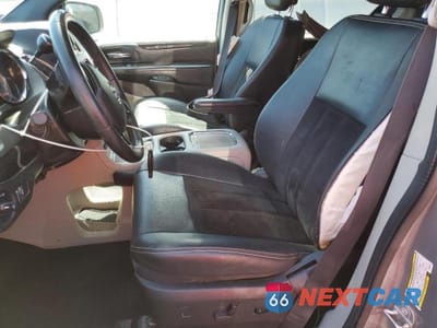 Zdjęcie 7 z 14 samochodu: 2017 DODGE GRAND CARAVAN SXT VIN:2C4RDGCG7HR686729 - miniatura