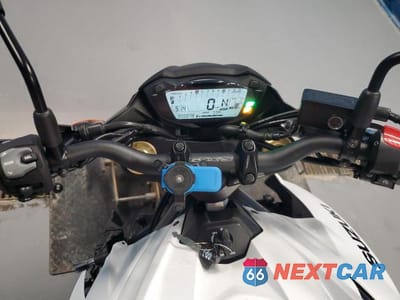 Zdjęcie 7 z 9 samochodu: 2023 SUZUKI GSX-S750 M VIN:JS1C533D1P7100506 - miniatura