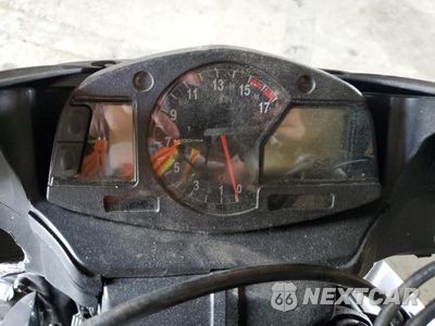 Zdjęcie 7 z 8 samochodu: 2008 HONDA CBR600 RR VIN:JH2PC40498M101324 - miniatura