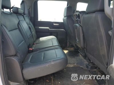 Zdjęcie 10 z 12 samochodu: 2021 CHEVROLET SILVERADO K2500 HEAVY DUTY VIN:1GC4YLE74MF150200 - miniatura
