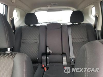 Zdjęcie 10 z 13 samochodu: 2018 NISSAN ROGUE S VIN:5N1AT2MT5JC746838 - miniatura
