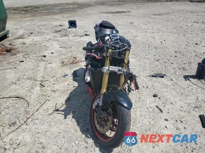 Drugie zdjęcie samochodu z przodu: 2018 SUZUKI GSX-R750 VIN:JS1GR7MA5J2100501 - miniatura