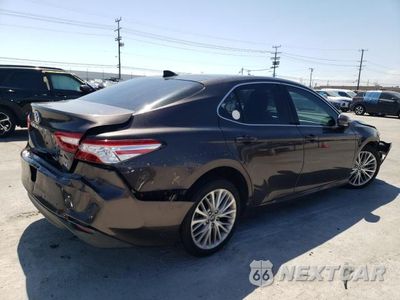 Trzecie zdjęcie samochodu z tyłu: 2018 TOYOTA CAMRY XSE VIN:4T1BZ1HK3JU011445 - miniatura