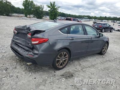 Trzecie zdjęcie samochodu z tyłu: 2020 FORD FUSION SEL VIN:3FA6P0CD6LR154338 - miniatura