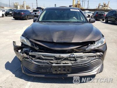Piąte zdjęcie samochodu w środku: 2018 TOYOTA CAMRY XSE VIN:4T1BZ1HK3JU011445 - miniatura