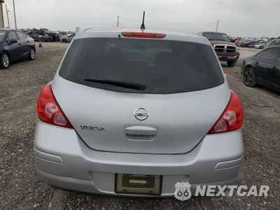 Zdjęcie 6 z 12 samochodu: 2010 NISSAN VERSA S VIN:3N1BC1CP9AL444922 - miniatura