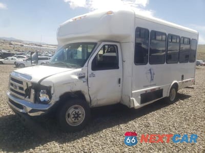 2019 FORD ECONOLINE E350 SUPER DUTY CUTAWAY VAN 1FDEE3F60KDC71619 - główne zdjęcie licytacji z USA - miniatura