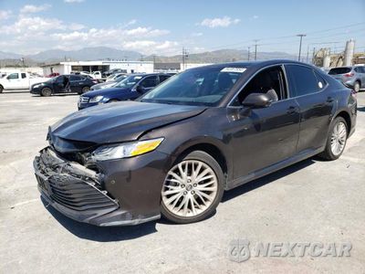 2018 TOYOTA CAMRY XSE 4T1BZ1HK3JU011445 - główne zdjęcie licytacji z USA - miniatura