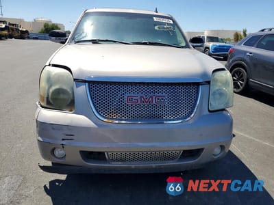 Piąte zdjęcie samochodu w środku: 2007 GMC YUKON DENALI VIN:1GKFK63817J138292 - miniatura