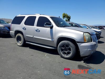Czwarte zdjęcie samochodu z boku: 2007 GMC YUKON DENALI VIN:1GKFK63817J138292 - miniatura