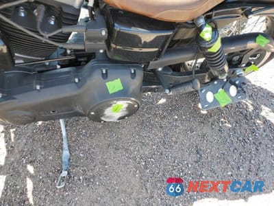 Zdjęcie 9 z 10 samochodu: 2017 HARLEY-DAVIDSON FXDB DYNA STREET BOB VIN:1HD1GXM11HC323980 - miniatura