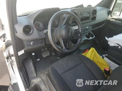 Zdjęcie 8 z 12 samochodu: 2020 FREIGHTLINER SPRINTER 2500 VIN:W2W4ECHYXLT024069 - miniatura