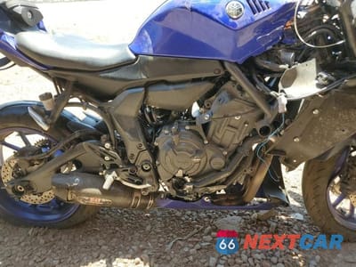 Zdjęcie 7 z 10 samochodu: 2022 YAMAHA YZFR7 VIN:JYARM38E2NA000351 - miniatura