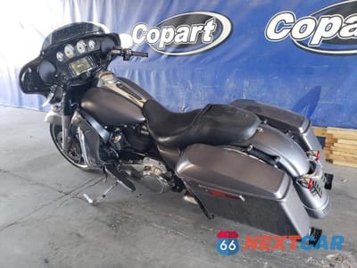 Trzecie zdjęcie samochodu z tyłu: 2017 HARLEY-DAVIDSON FLHXS STREET GLIDE SPECIAL VIN:1HD1KRC13HB615969 - miniatura