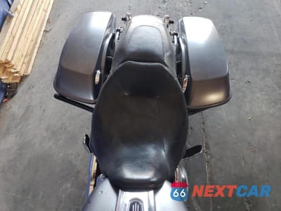 Zdjęcie 6 z 10 samochodu: 2017 HARLEY-DAVIDSON FLHXS STREET GLIDE SPECIAL VIN:1HD1KRC13HB615969 - miniatura