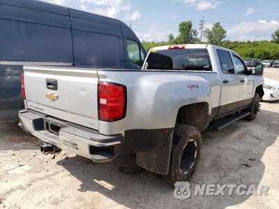 Trzecie zdjęcie samochodu z tyłu: 2015 CHEVROLET SILVERADO K3500 VIN:1GC4KYC80FF172790 - miniatura
