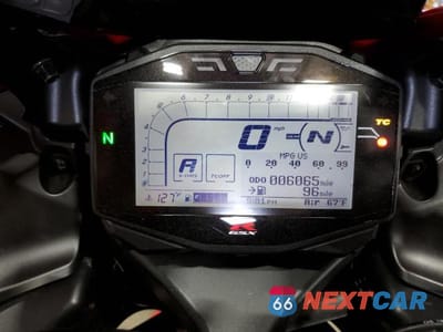 Zdjęcie 7 z 9 samochodu: 2017 SUZUKI GSX-R1000 VIN:JS1DM11B4H2101130 - miniatura