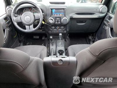 Zdjęcie 8 z 12 samochodu: 2016 JEEP WRANGLER UNLIMITED SPORT VIN:1C4BJWDG7GL156951 - miniatura